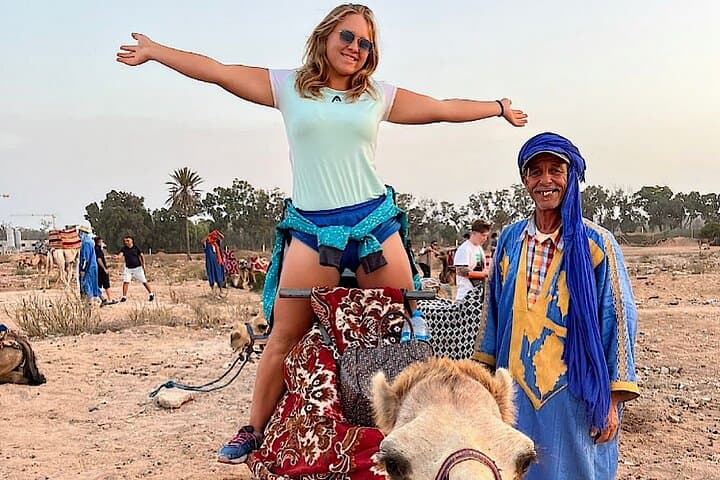 Promenades à dos de chameau à Agadir avec boisson au thé et gâteaux