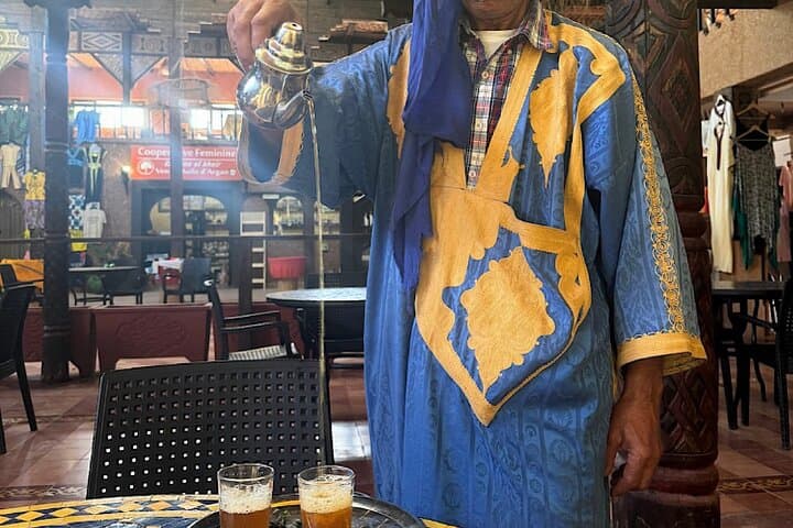 Promenades à dos de chameau à Agadir avec boisson au thé et gâteaux