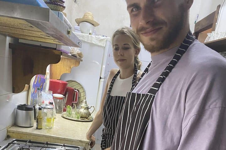 Cours de Cuisine avec Atelier Pain et Pâtisserie à Fès