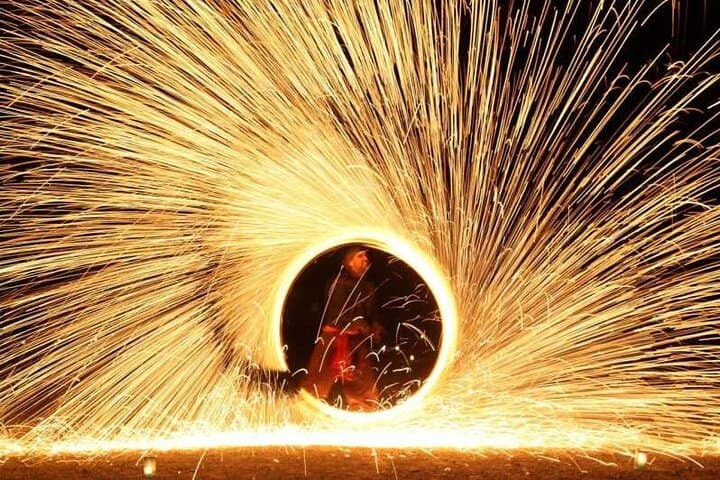 Dîner spectacle dans le désert d'Agafay avec quad et chameaux