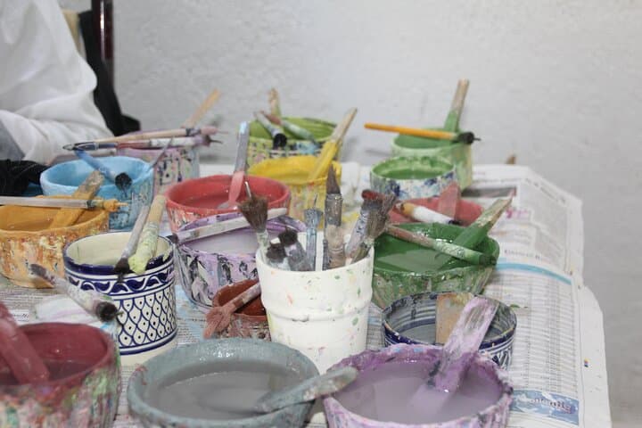 Atelier de poterie et de mosaïque à Fès animé par des artisans locaux