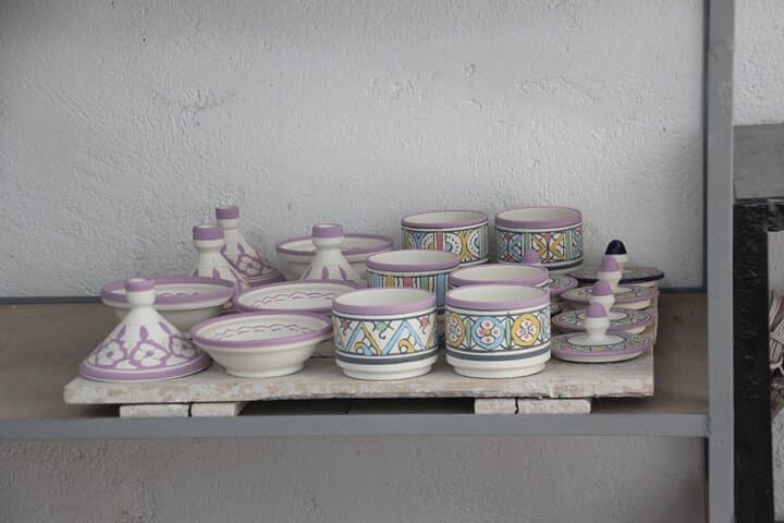 Atelier de poterie et de mosaïque à Fès animé par des artisans locaux