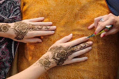Henna Louaya