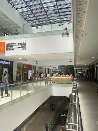 CARRE EDEN SHOPPING CENTER