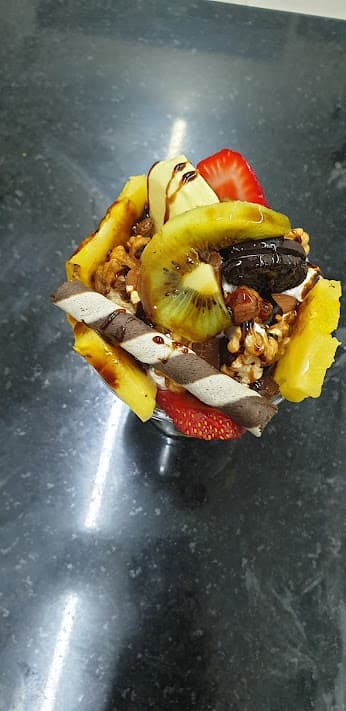 Las Puertas ice cream & juice (gelato)