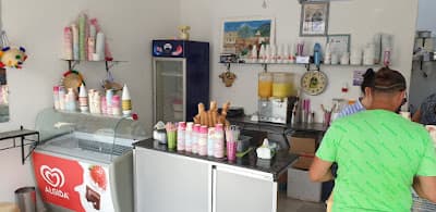 Las Puertas ice cream & juice (gelato)