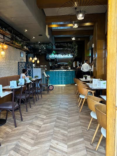 Little Mamma Mahaj Riad