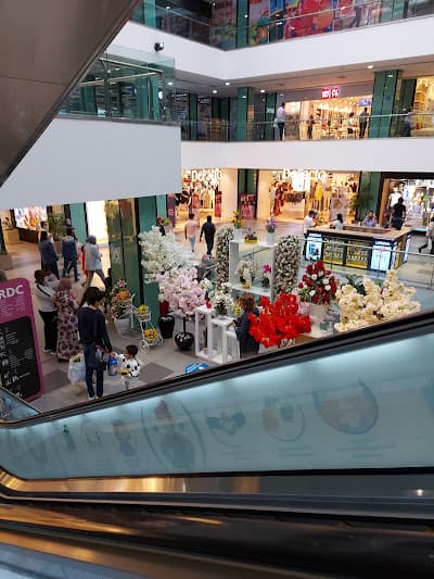 Ryad Square Shopping Center