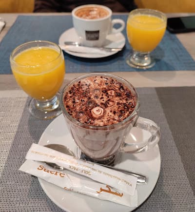 L'aube : Café & Restaurant