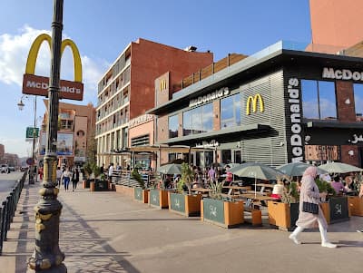 Centre Commercial et Résidentiel du 16 Novembre