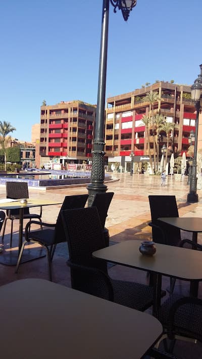 Centre Commercial et Résidentiel du 16 Novembre