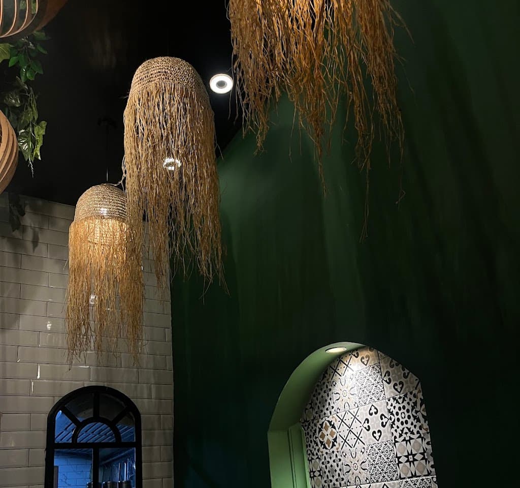 Restaurant corner kitchen